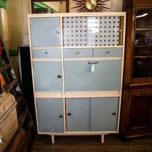 Antique Cupboards and Cabinets