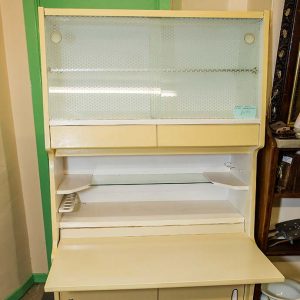Antique Cupboards and Cabinets